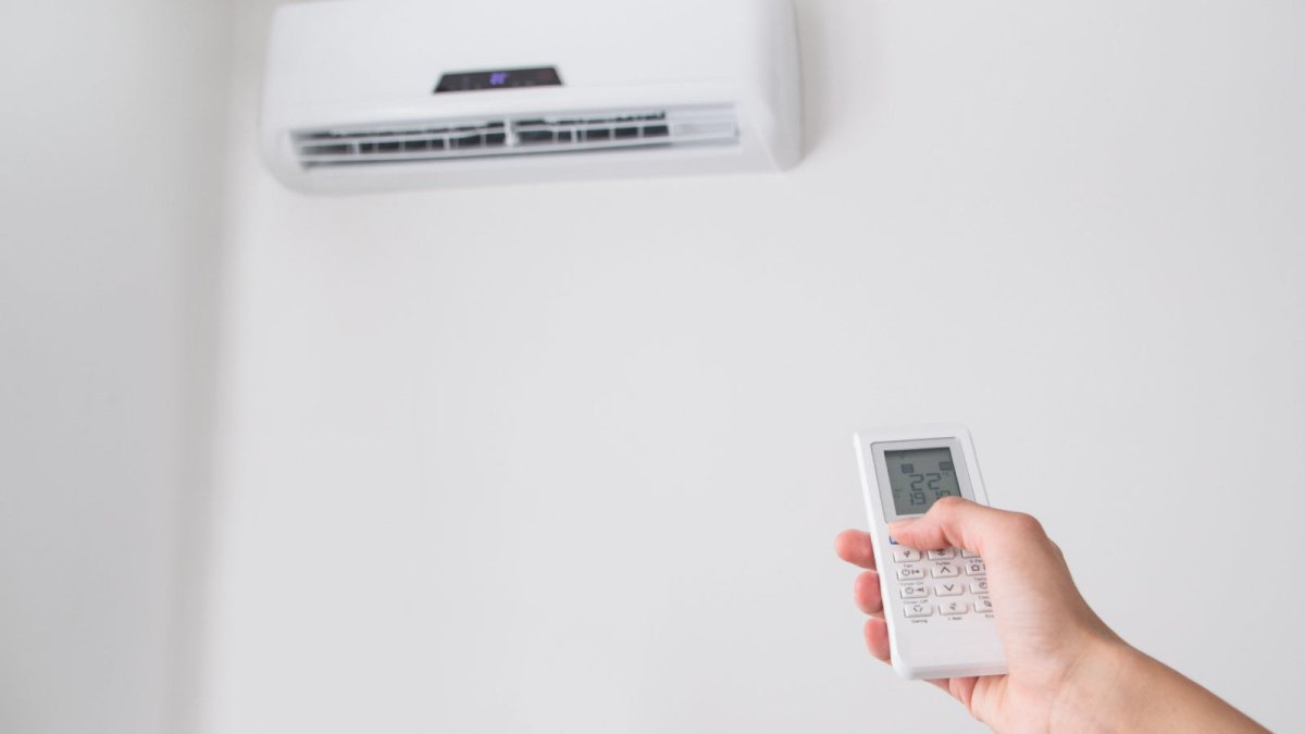 Do You Need an Air Purifier If You Have a Heat Pump/Aircon Unit? - Snap Air